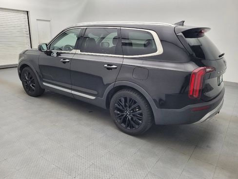 Used 2020 Kia Telluride SX w/ Towing Package FWD image 3