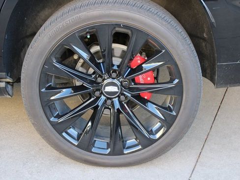 Used 2026 Cadillac Escalade Platinum Sport w/ LPO, ONYX Package image 33