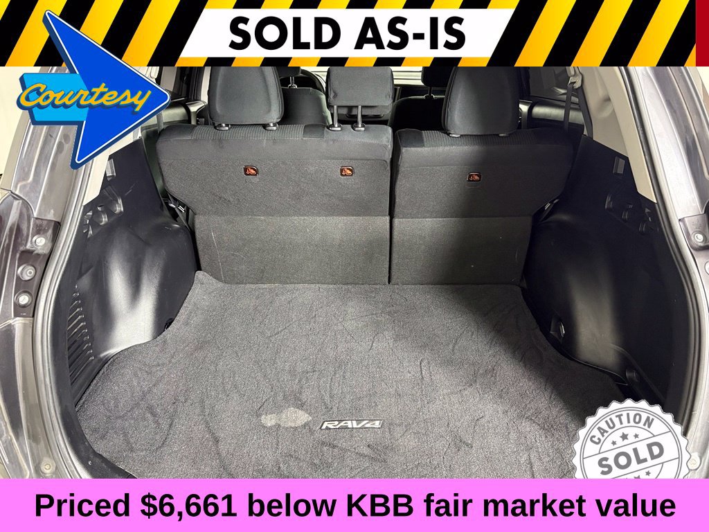 Used 2017 Toyota RAV4 LE w/ Carpet Mat Package FWD image 18