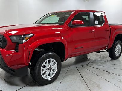 New 2025 Toyota Tacoma SR5
