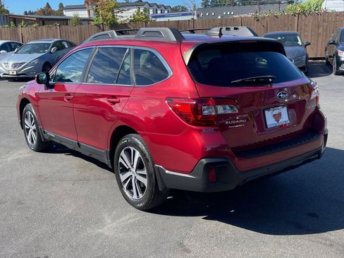 Used 2018 Subaru Outback 2.5i Limited image 5