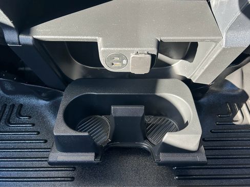 Used 2021 Ford F150 Lariat image 15