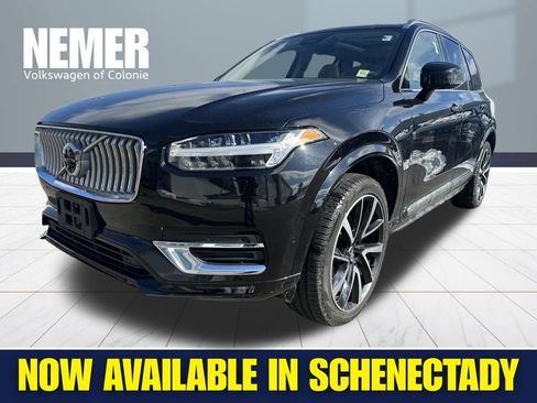 Used 2023 Volvo XC90 B5 Plus w/ Protection Package Premier image 1