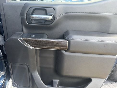 Used 2022 Chevrolet Silverado 1500 RST image 18