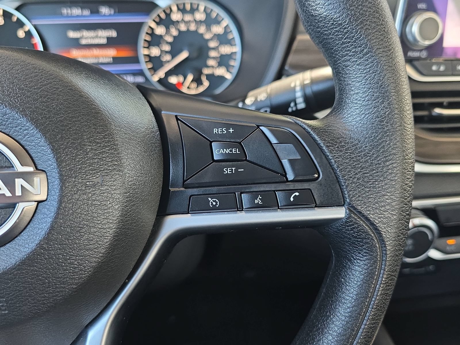 Used 2024 Nissan Altima 2.5 SV AWD/4WD image 20