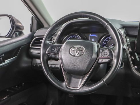 Used 2024 Toyota Camry SE w/ Cold Weather Package FWD image 12