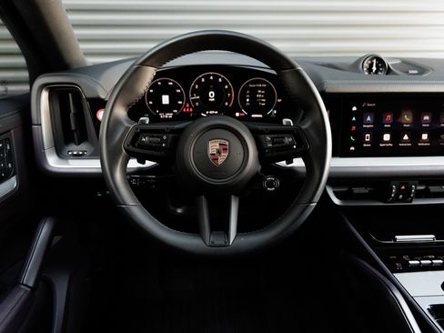 Certified 2026 Porsche Cayenne Coupe AWD/4WD image 17