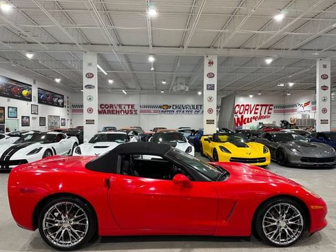 Used 2013 Chevrolet Corvette Convertible w/ 2LT Preferred Equipment Group RWD image 6