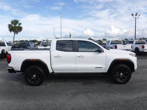 Used 2024 GMC Canyon Elevation w/ Convenience Package AWD/4WD image 3