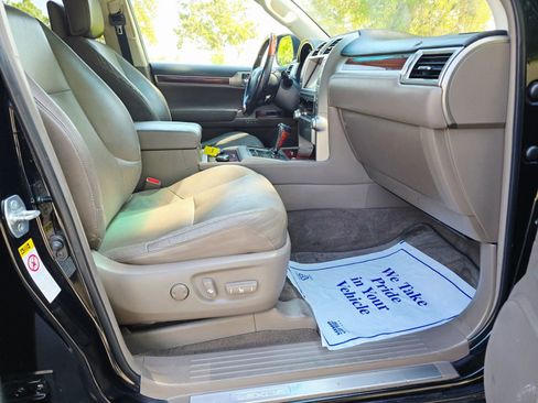 Used 2011 Lexus GX 460 Premium image 28