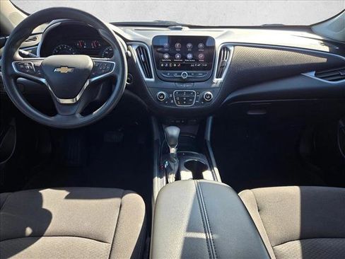 Used 2023 Chevrolet Malibu LT image 16