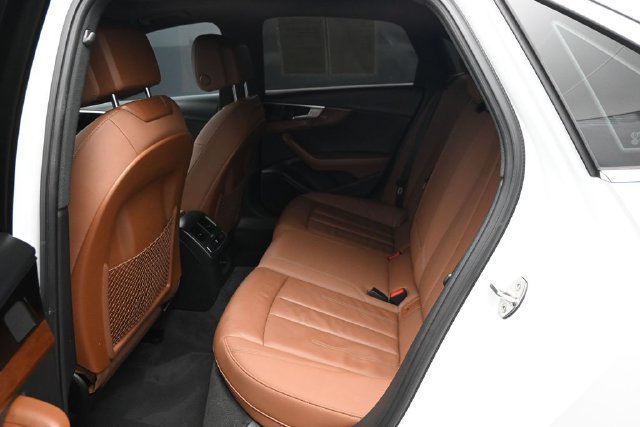 Used 2021 Audi A4 2.0T Premium w/ Convenience Package AWD/4WD image 9