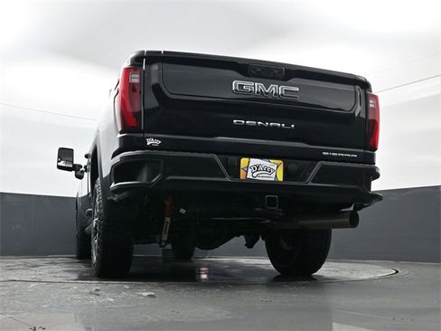 Certified 2025 GMC Sierra 2500 Denali Ultimate image 26