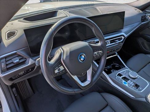 Certified 2023 BMW i4 eDrive40 w/ Premium Package RWD image 10