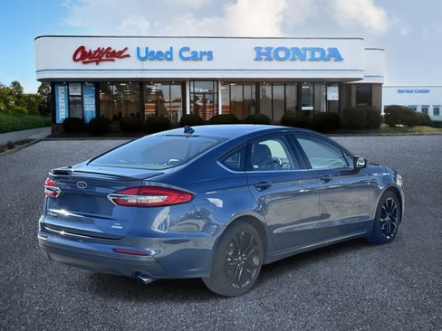 Used 2019 Ford Fusion SE w/ Equipment Group 151A image 5