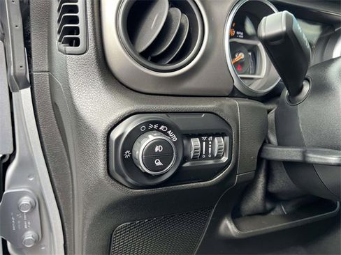 Used 2020 Jeep Gladiator Sport w/ Quick Order Package 24S image 14