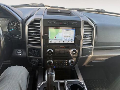 Used 2018 Ford F150 Platinum w/ Technology Package AWD/4WD image 13