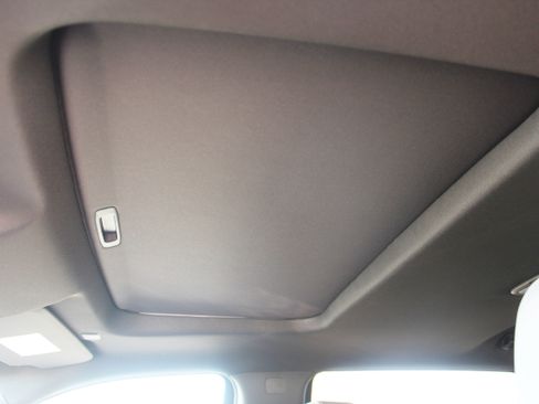 New 2026 GMC Sierra 1500 SLT w/ SLT Premium Plus Package image 5