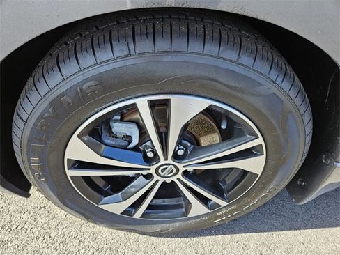 Used 2021 Nissan Sentra SV w/ Trunk Package image 19