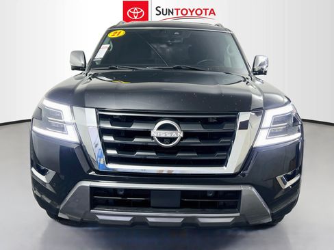 Used 2021 Nissan Armada Platinum w/ Captain's Chairs Package RWD image 10