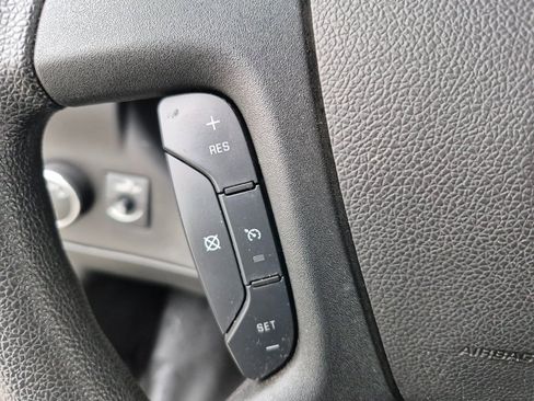 Certified 2023 Chevrolet Express 2500 w/ Driver Convenience Package image 19