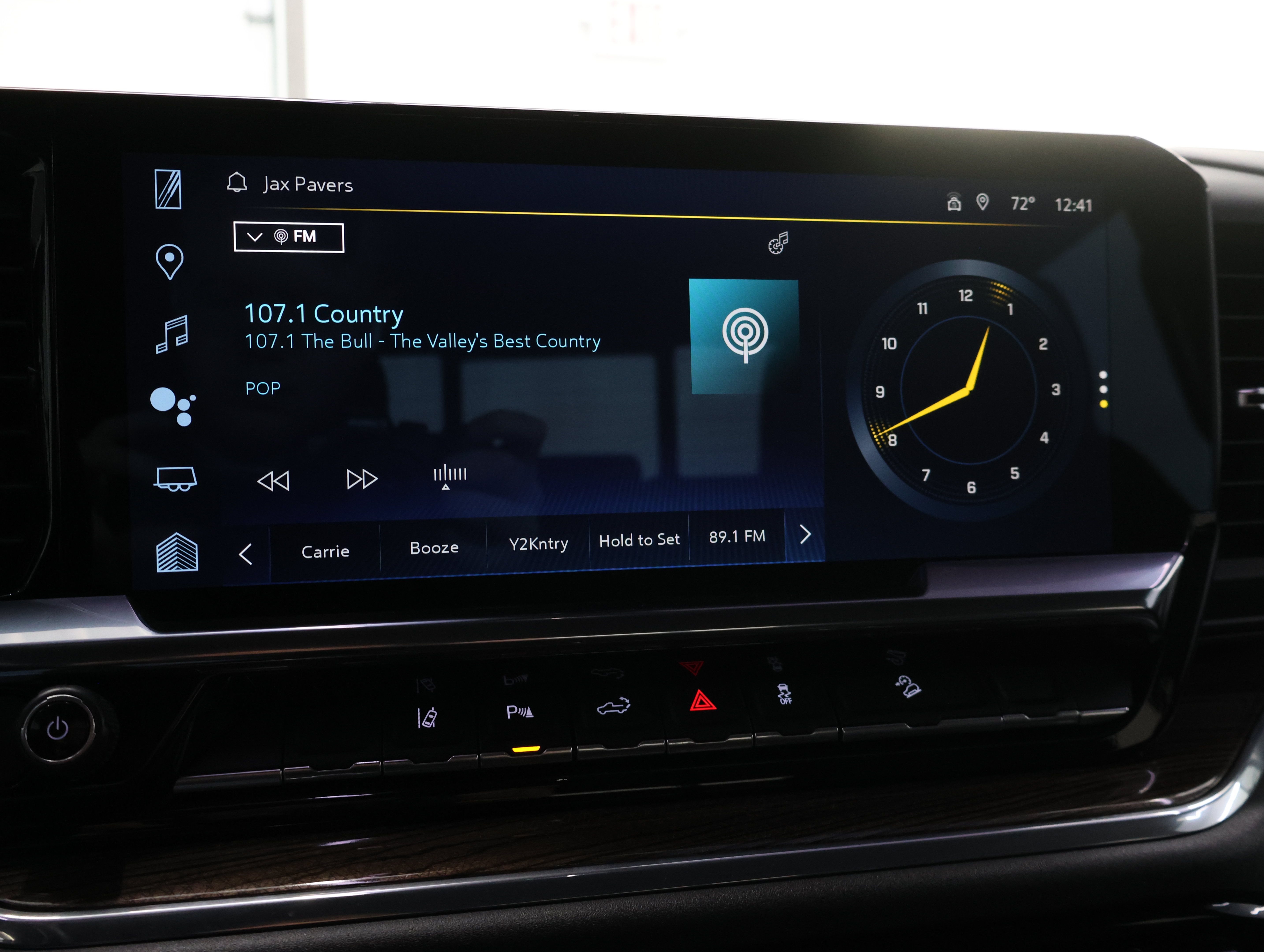 Used 2024 Chevrolet Silverado 2500 LT AWD/4WD image 11