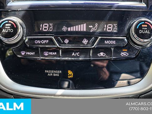 Used 2024 Nissan Murano SV AWD/4WD image 32