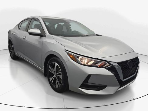 Used 2021 Nissan Sentra SV FWD image 2