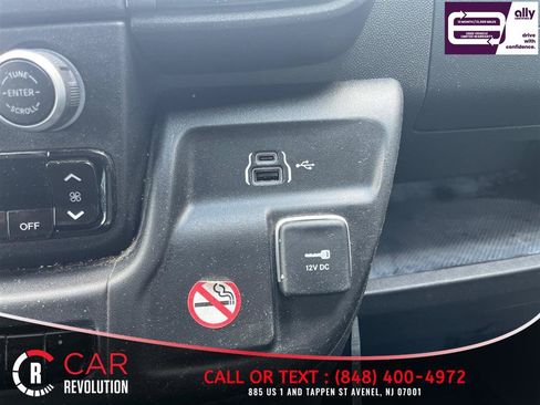 Used 2025 RAM ProMaster 2500 w/ Convenience Group FWD image 20
