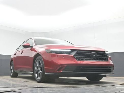 Used 2024 Honda Accord EX-L image 41