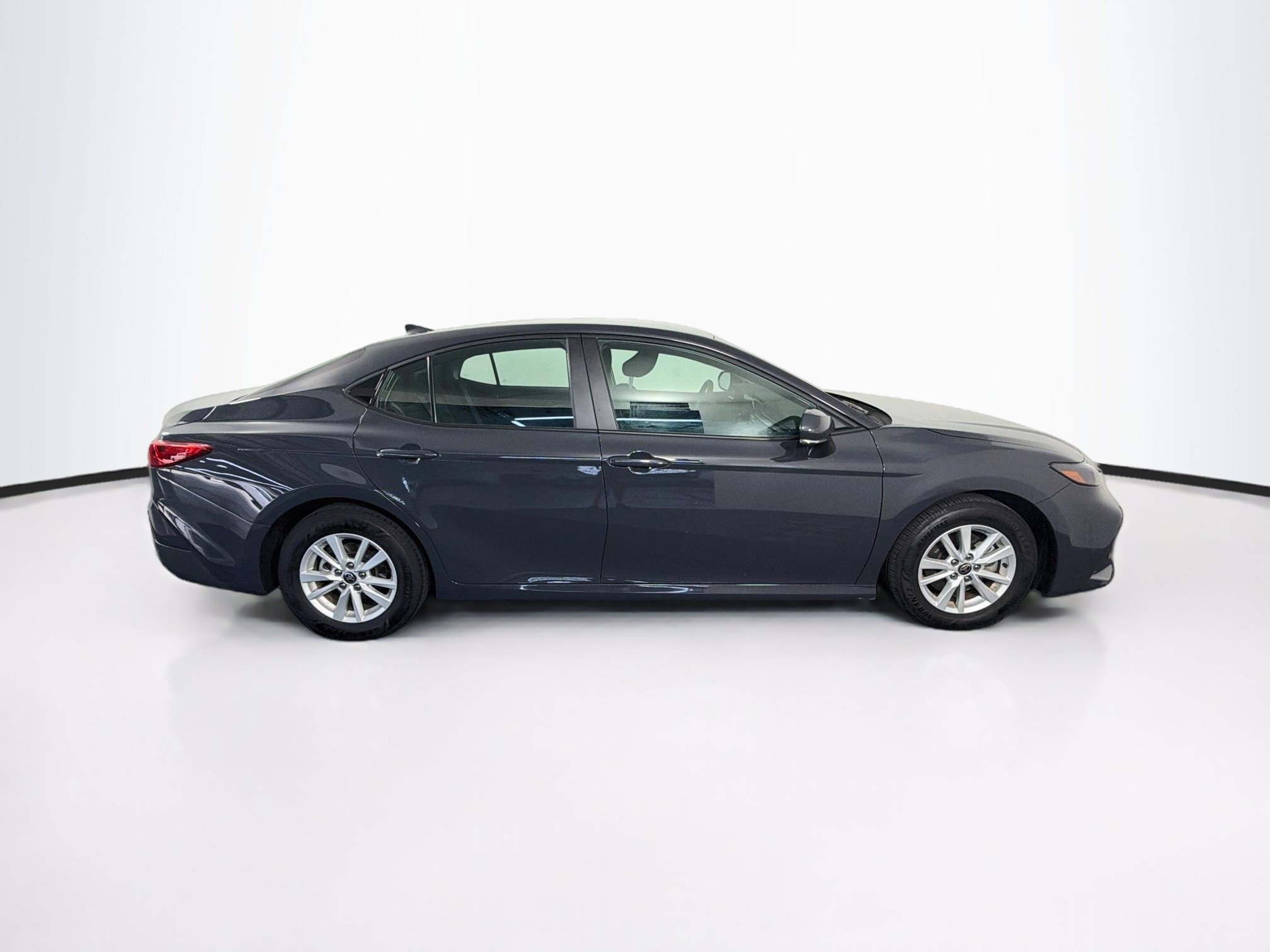 Used 2026 Toyota Camry LE FWD image 10