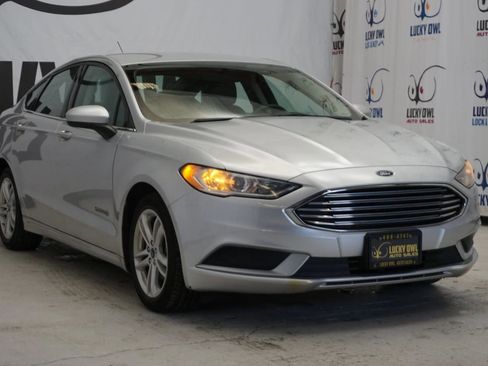 Used 2018 Ford Fusion S FWD image 3