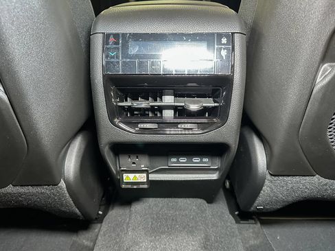 New 2026 Jeep Grand Cherokee L 4WD image 28