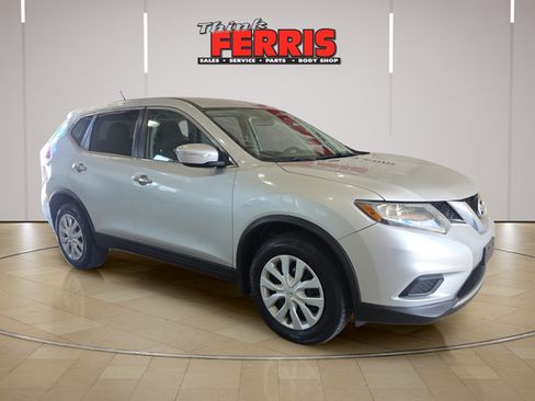 Used 2015 Nissan Rogue S AWD/4WD image 3