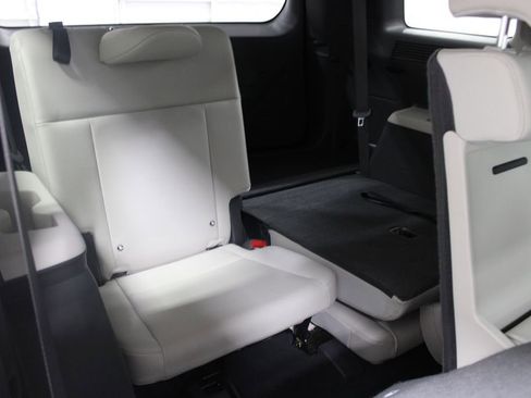 Used 2024 Hyundai Santa Fe Limited image 27