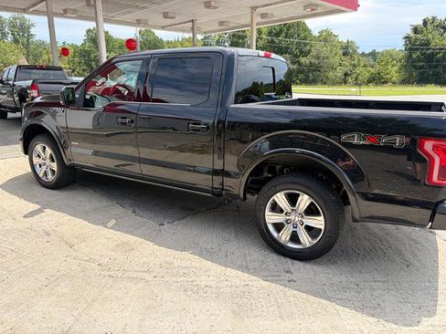 Used 2015 Ford F150 Platinum w/ Equipment Group 701A Luxury AWD/4WD image 8
