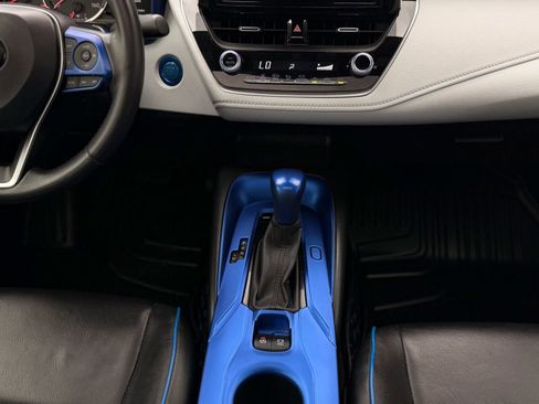 Used 2020 Toyota Corolla SE w/ SE Premium Package image 40