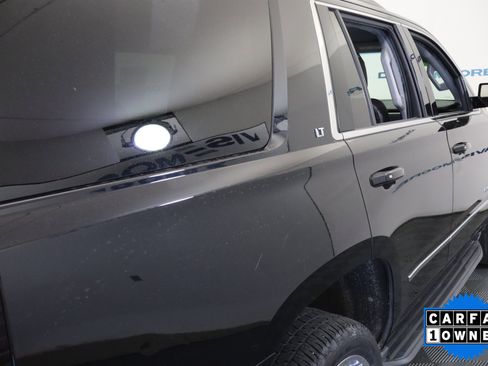 Used 2017 Chevrolet Tahoe LT w/ Luxury Package AWD/4WD image 7