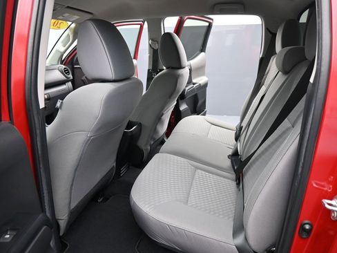 Used 2022 Toyota Tacoma SR image 16