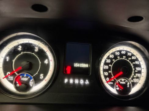 Used 2017 RAM 2500 Tradesman w/ Chrome Appearance Group AWD/4WD image 12
