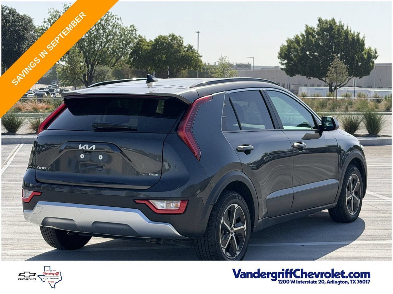 Used 2025 Kia Niro LX FWD image 5