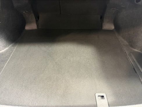 Used 2025 Toyota Camry SE image 31