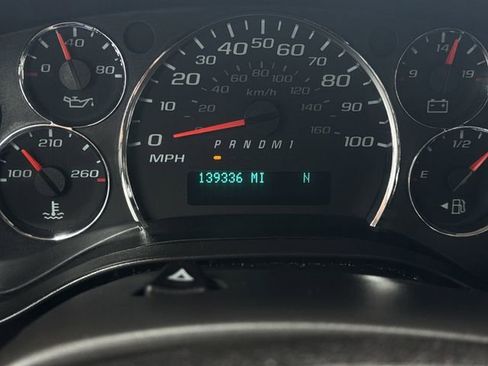 Used 2019 Chevrolet Express 3500 LT w/ LT Preferred Equipment Group image 12