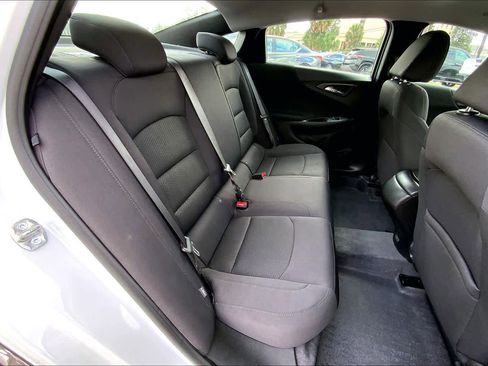 Used 2023 Chevrolet Malibu LS image 19