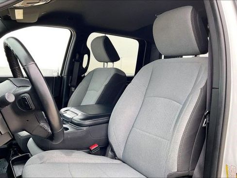 Used 2024 RAM 3500 Big Horn image 31