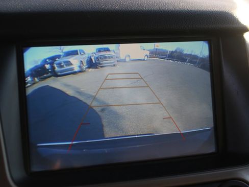 Used 2020 GMC Yukon Denali w/ Open Road Package image 24