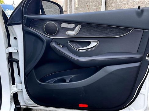 Certified 2022 Mercedes-Benz GLC 300 4MATIC image 19
