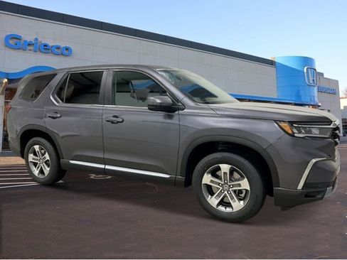 New 2025 Honda Pilot EX-L image 8