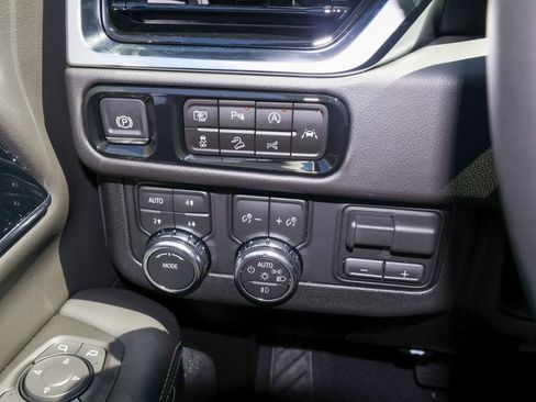 New 2026 GMC Yukon XL Elevation w/ Elevation Premium Package AWD/4WD image 33