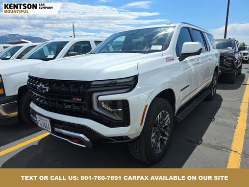 Used 2025 Chevrolet Suburban Z71 image 1